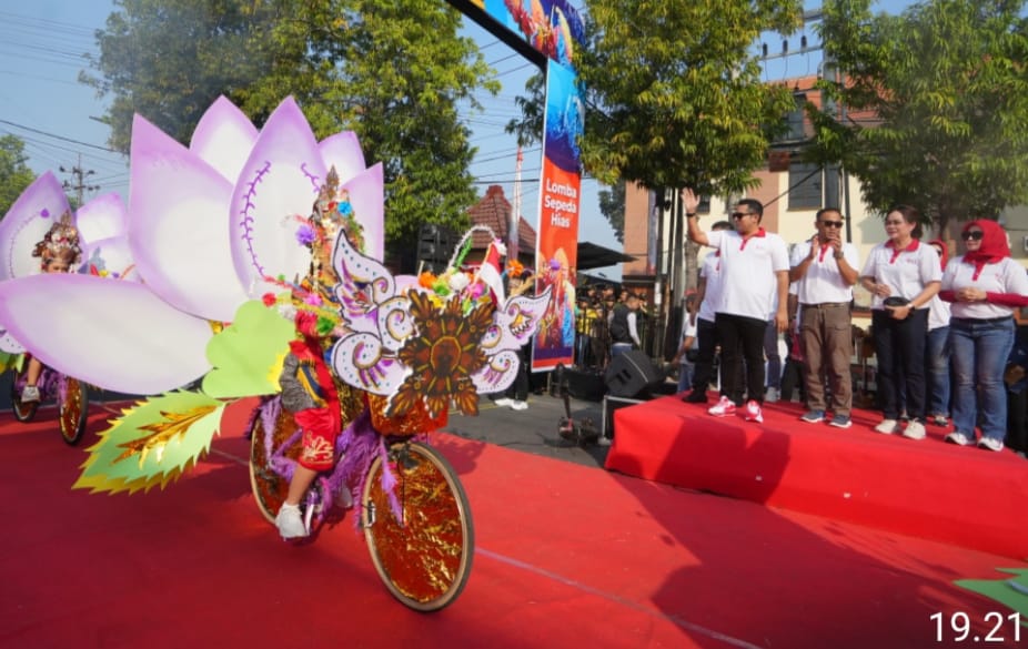 Dikbud Kota Mojokerto Sukses Gelar Lomba Gerak Jalan dan Sepeda Hias Dalam Rangka Menyambut HUT RI&nbsp;ke-79