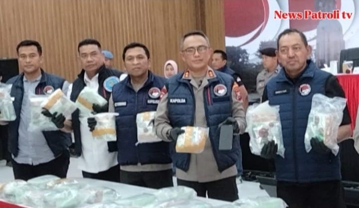 Sabu-sabu 30 kg Hasil Penangkapan Polresta Sidoarjo Diungkap Kapolda Jawa&nbsp;Timur